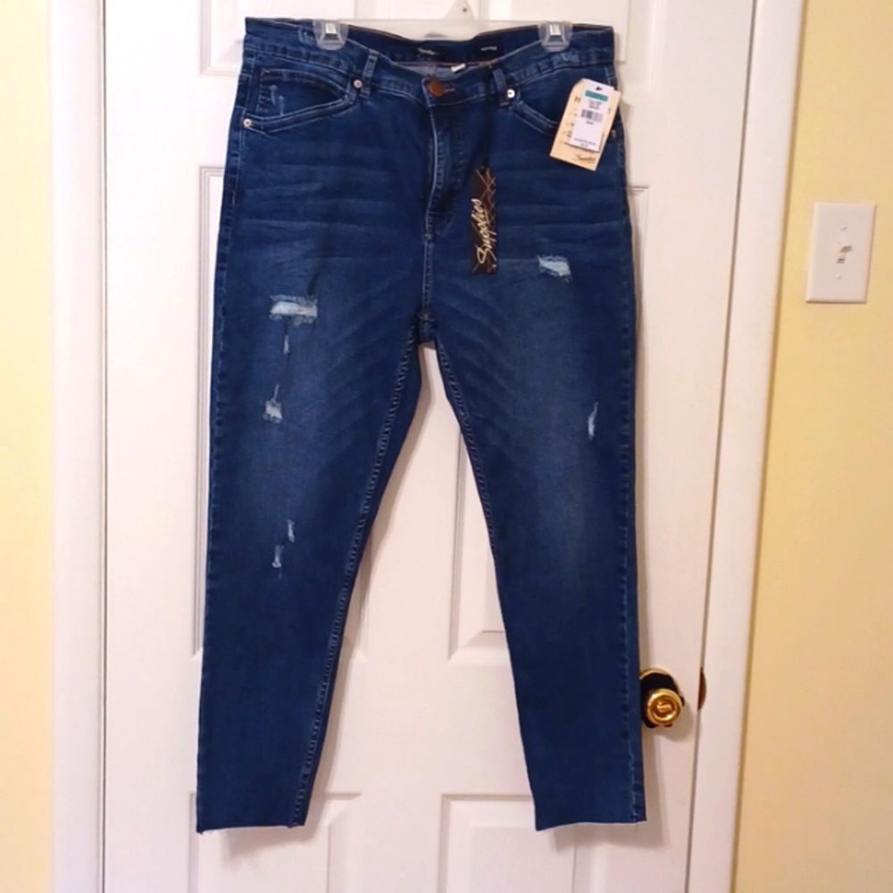Supplies by Union Bay, NWT, sz 16, highrise  weathered  stretch jeans.